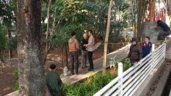 Heboh! Tukang Parkir Ditemukan Tewas dalam Parit Taman Lansia Bandung