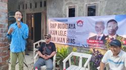 Relawan Ganjar Pranowo Latih Warga Cirebon Budi Daya Ikan Lele dan Hias