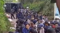 Kecelakaan di KBB, Truk Rombongan Mahasiswa Terguling di Tanjakan Lembang<