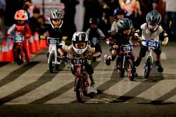 Wajah-Wajah Lucu Atlet Cilik Push Bike
