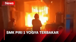 Sejumlah Ruangan SMK Piri 1 Yogya Terbakar, Api Menjalar Hingga Atap Gedung