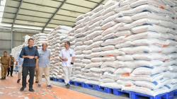 Stok Beras Bandung 6.000 Ton, Diklaim Cukup untuk Pasar Murah di 30 Kecamatan<