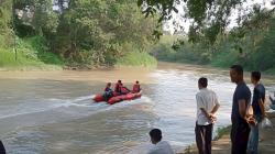 Bocah 9 Tahun Hanyut Terseret Arus Sungai Enim, Diduga Tidak Bisa Berenang
