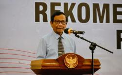 Mahfud MD: Umat Muslim Wajib Menjaga Keselamatan NKRI