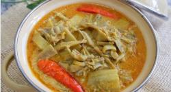 Resep Gulai Jantung Pisang, Punya Cita Rasa Unik Menggugah Selera