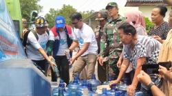 6 Bulan Warga Cantigi Indramayu Dilanda Kekeringan, Air Bersih Harus Beli<