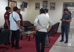 Kejati Bali Sita Rp100 Juta Kasus OTT Pungli 5 Pegawai Imigrasi, 1 Jadi Tersangka