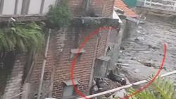 Kembali Viral, Warga Buang Sampah ke Sungai Citopeng Cimahi