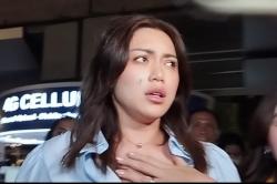 Ekspresi Jessica Iskandar Emosi Bertemu Buronan Kasus Penipuan Sewa Mobil
