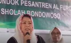 Kunjungi Pesantren di Bondowoso, Yenny Wahid Kenalkan Sosok Pemimpin Ideal ke Santri