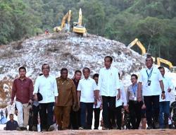 Groundbreaking Kawasan Industri Pupuk di Fakfak, Jokowi: Kita Harus Berdaulat Pangan 