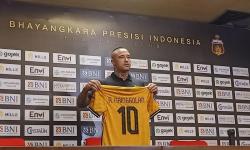 Radja Nainggolan Tak Tahu Banyak soal Liga 1 tapi Siap Bawa Bhayangkara FC Berjaya