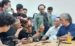 Semangati Aksi Mahasiswa di Surabaya, Butet: Halau Orang yang Khianati Konstitusi<