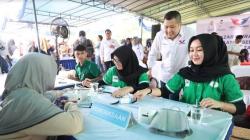 Warga Tangerang Terbantu Bazar Sembako Murah Partai Perindo, Beli Beras 2,5 Kg Hanya Rp5.000<