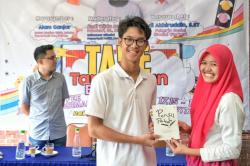Alam Ganjar Ajak Generasi Muda Bone Tingkatkan Soft Skill