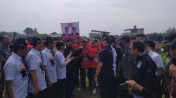 1.000 Layangan Diterbangkan di Langit KBB, Mahfud MD: Ini Kesenangan Rakyat<