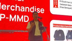 Merchandise Ganjar-Mahfud dari Kemeja hingga Jas Hujan, TPN: Enggak Mahal dan Buatan Asli Indonesia