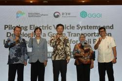 RI-Korsel Kerja Sama Kembangkan Ekosistem Kendaraan Listrik untuk Transportasi Umum di Bali
