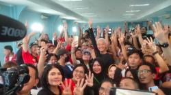 Relawan di Karawang Antusias Dikunjungi Ganjar, Optimistis Menang Satu Putaran<