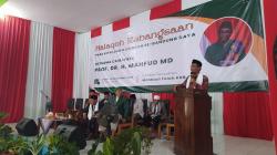 Pengasuh Ponpes di KBB Kagumi Sosok Mahfud MD, Ini Alasannya<
