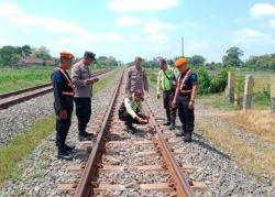 Teror Batu Besar di Jalur KA Masaran-Kemiri Sragen, Aksi Sabotase?<
