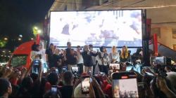Atikoh Ganjar Disambut Antusias Warga Surabaya di Jalan Tunjungan: Saya Terharu