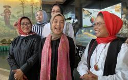 Atikoh Ganjar Tertawa saat Warga Sering Panggil Dirinya Calon Ibu Negara Cantik<
