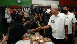Ganjar Akan Kembangkan UMKM dan Koperasi sebagai Soko Guru Perekonomian Nasional