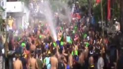 Intip Tradisi Perang Air di Gianyar Bali, Cara Warga Sambut Tahun Baru<