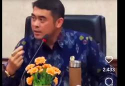 Dinilai Lecehkan Hijab, Senator Bali Arya Wedakarna Ramai-Ramai Dikecam Netizen<