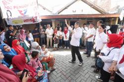 Momen HT dan Angela Tanoesoedibjo Menyapa Warga Surabaya