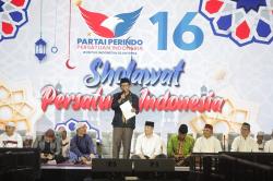 Cawapres Mahfud MD Hadiri Sholawat Persatuan Indonesia di Lamongan