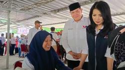 Gelar Cek Kesehatan Gratis dan Bazar Murah, Liliana Tanoesoedibjo Disambut Meriah Warga