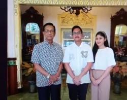 Kata Sri Sultan soal Pose Tiga Jari saat Foto dengan Kaesang di Kepatihan<