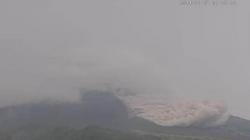 Gunung Merapi Muntahkan Awan Panas Guguran, Jarak Luncur 1,4 Km ke Arah Kali Bebeng