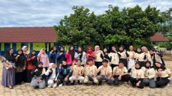Gandeng FORNASA, Gerakan UI Mengajar Gelar Kelas Khusus untuk Murid SDN 26 Tegineneng