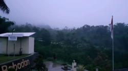 Gunung Merapi Kembali Muntahkan Awan Panas Guguran, Jarak Luncur Capai 2.000 Km