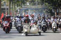 Mahfud MD Naik Motor Konvoi bersama Ribuan Pendukung di Pekanbaru