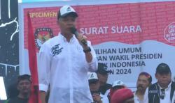 Ganjar Kampanye Hujan-hujanan di Malang, Semangat Tak Kuncup meski Basah Kuyup