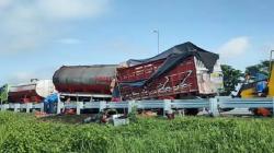 Kecelakaan di Tol Madiun Truk Balapan Tabrak Tangki, 1 Sopir Tewas Terjepit<
