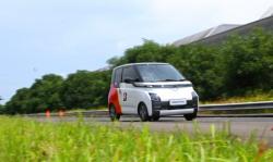 Jajal Mobil Listrik, Pasutri Ini Nekat Bawa Air ev dari Surabaya ke Aceh PP