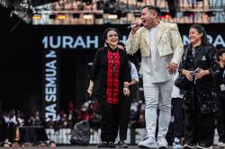 Momen Megawati dan King Nassar Mendadak Duet di Hajatan Rakyat Semarang