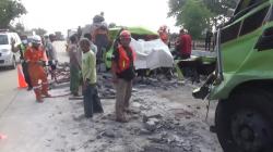 2 Truk Adu Banteng di Jombang, Sopir dan Kernet Tewas Terjepit