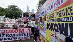 Massa Poros Buruh Demo di Gedung KPU, Tuntut Pemilu 2024 Tanpa Manipulasi Suara