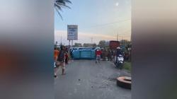 Kecelakaan Angkot Terbalik di Simalungun, Sejumlah Pelajar Luka Tergeletak di Jalan