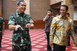 Mentan dan KSAD Sepakat Perluas Areal Tanam Padi melalui Pompanisasi