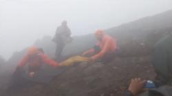 Pendaki Tewas di Gunung Agung, Evakuasi Terkendala Cuaca Buruk