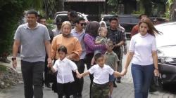 Ditanya soal Erina Gudono, Bobby Nasution Berseloroh Kahiyang Ayu Akan Maju Pilkada<