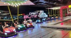 Menjelajahi Tempat Hangout Legendaris di La Piazza, Berpetualang sambil Main Games