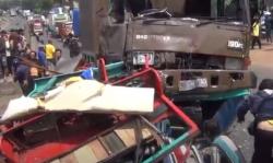 2 Mobil Odong-Odong Ditabrak Truk di Batang, Puluhan Luka-Luka